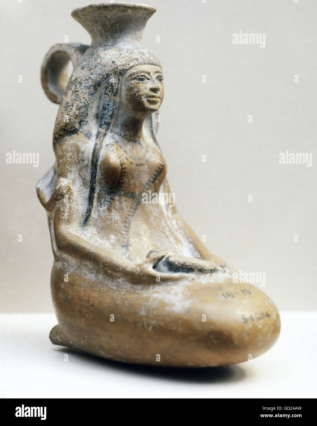 Les beaux-arts, l'ancien monde, l'Égypte, la sculpture, la mère à genoux, terre cuite, 18e/xixe dynastie, vers 1300 avant J.-C., British Museum, Londres, l'artiste a le droit d'auteur , de ne pas être effacé Banque D'Images
