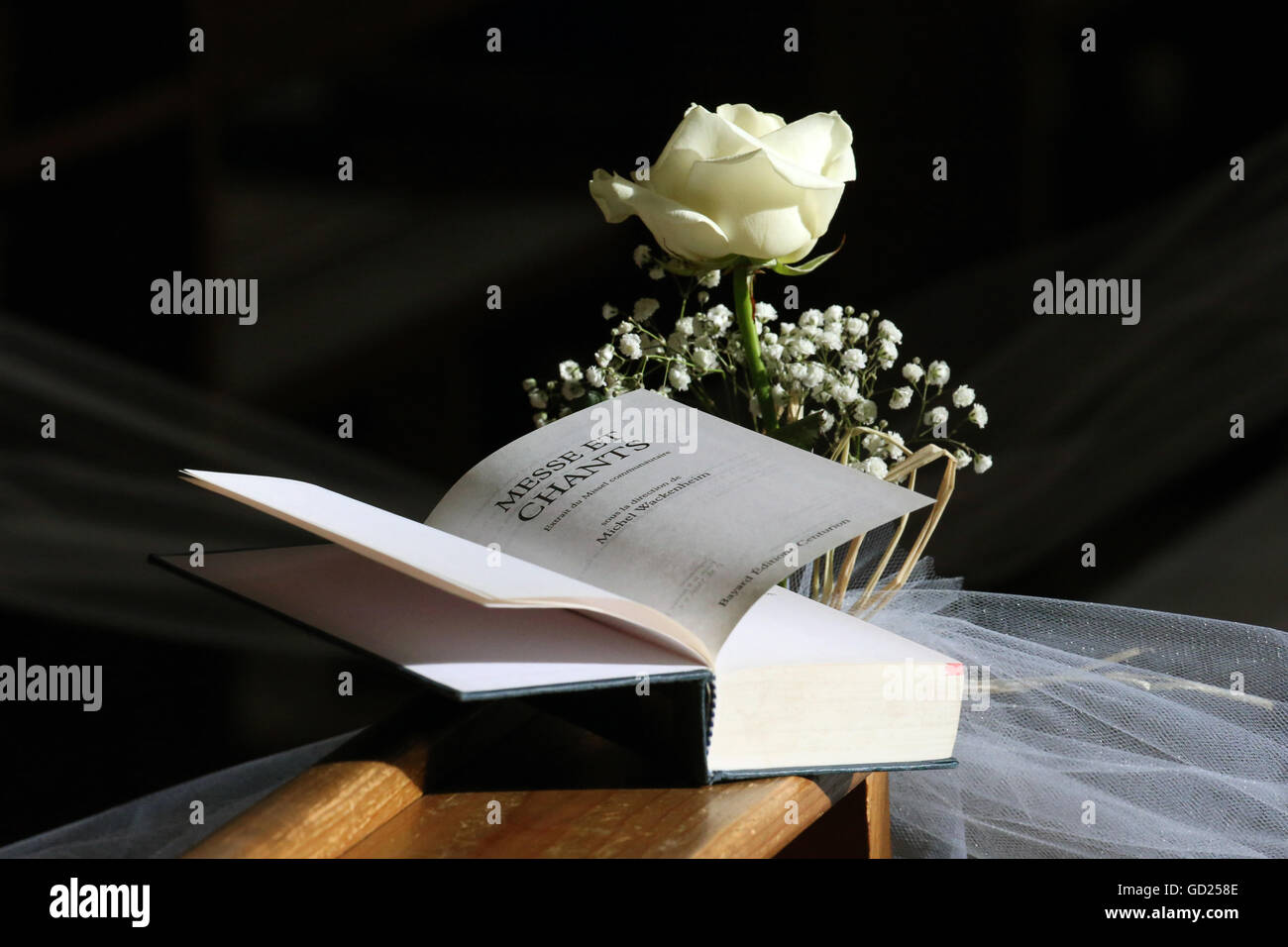 Fleurs et décorations de mariage, Haute-Savoie, France, Europe Banque D'Images