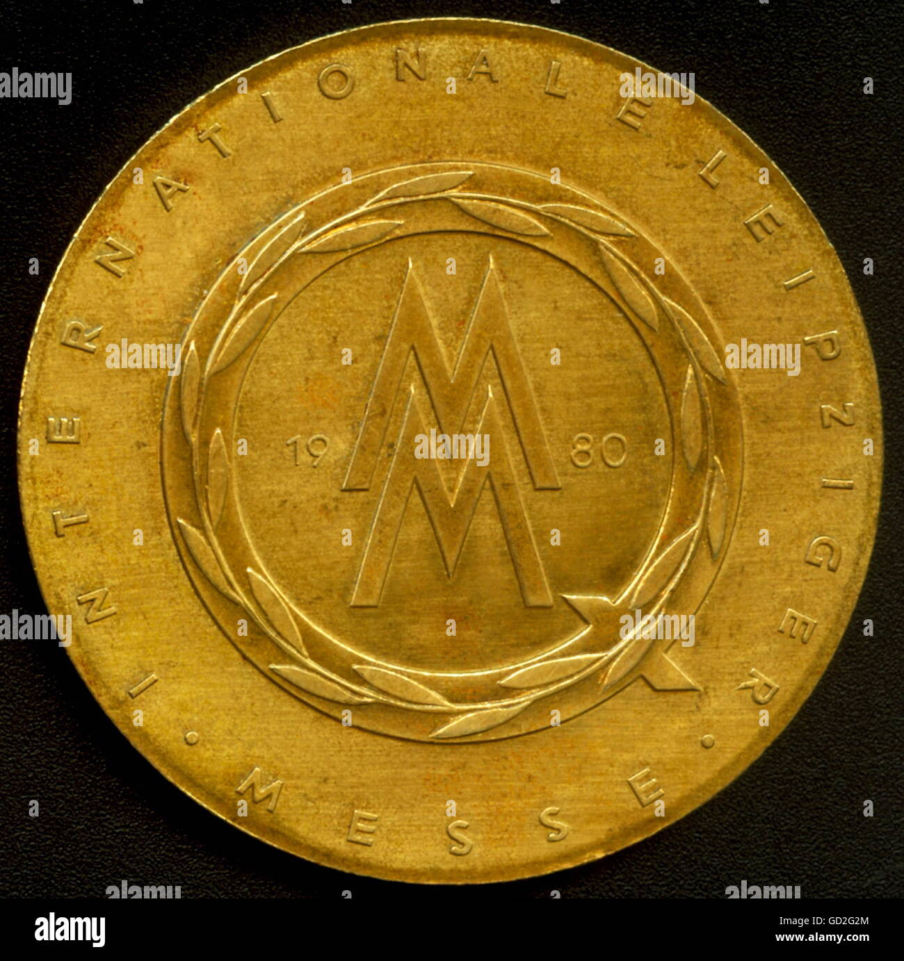 Décorations, médaille d'or de la foire internationale de Leipzig ''pour l'excellente qualité (métaux lourds non ferreux, plaqué or), concept: Rudi Hoegner, introduit: 1963, droits additionnels-Clearences-non disponible Banque D'Images