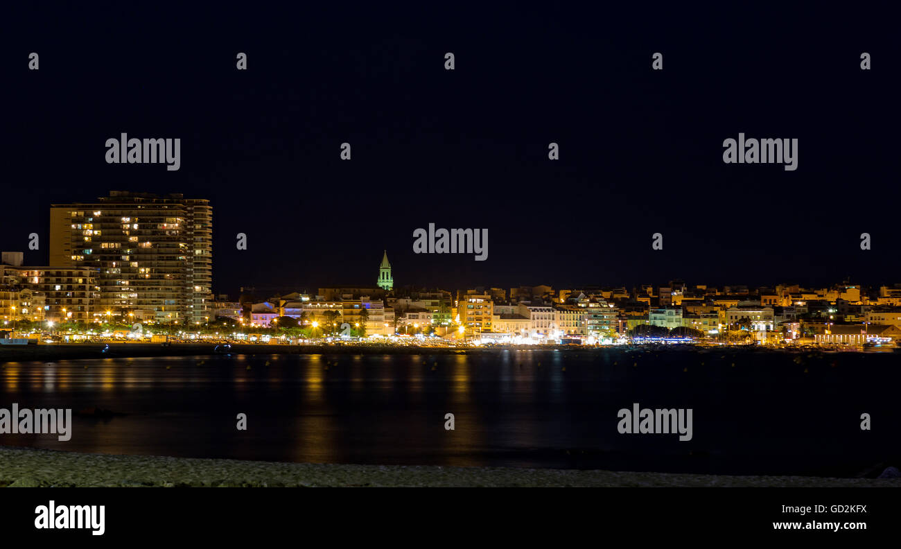 La nuit dans la Costa Brava, Palamos (Espagne) Banque D'Images
