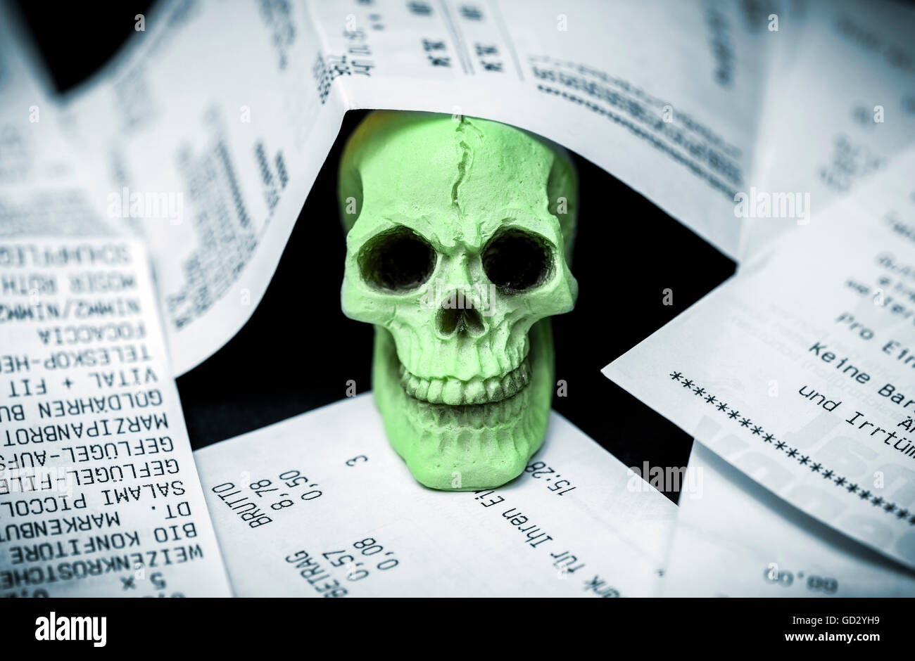 Crâne et des reçus papier thermique, le bisphénol A Banque D'Images