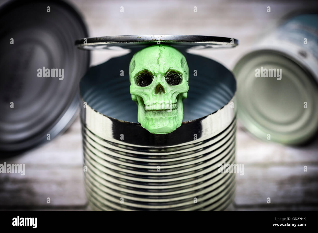 Dans un crâne ouvert peut, le bisphénol A Banque D'Images