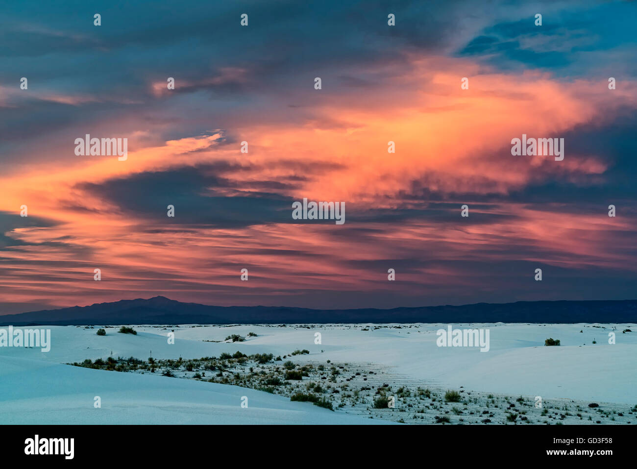 White Sands National Monument Sky on Fire Banque D'Images