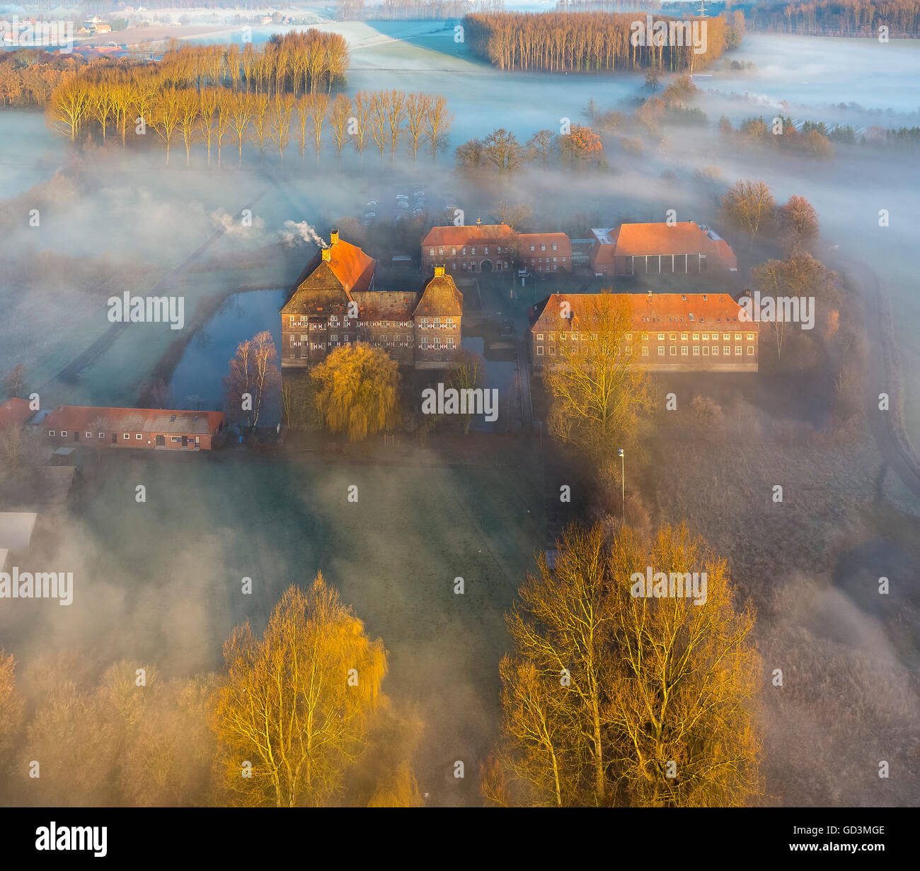 Vue aérienne, Château Oberwerries, château de rêve, le matin brouillard sur der Lippe, inondation meadows, aube sur Hamm Hamm, Banque D'Images