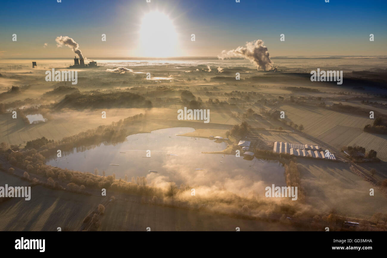 Vue aérienne, étirer Uentrop, avec installation de ski, centrale électrique de la Westphalie, RWE Power, une ancienne centrale nucléaire, « EMPORTEZ, sunrise Banque D'Images Vue aérienne, étirer Uentrop, avec installation de ski, centrale électrique de la Westphalie, RWE Power, une ancienne centrale nucléaire, « EMPORTEZ, sunrise Banque D'Images