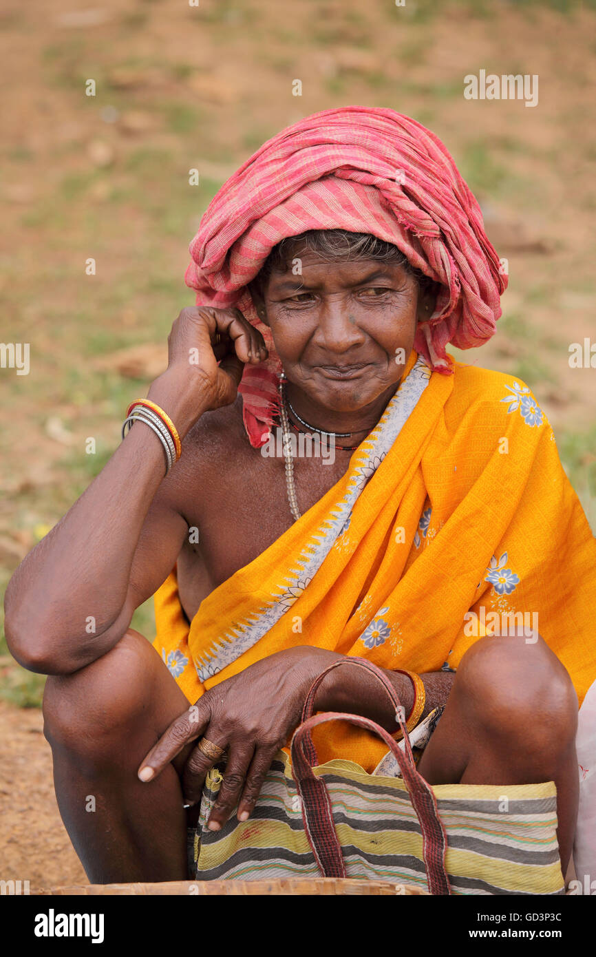 Femme Tribal, haat bazar, bastar, Chhattisgarh, Inde, Asie Banque D'Images