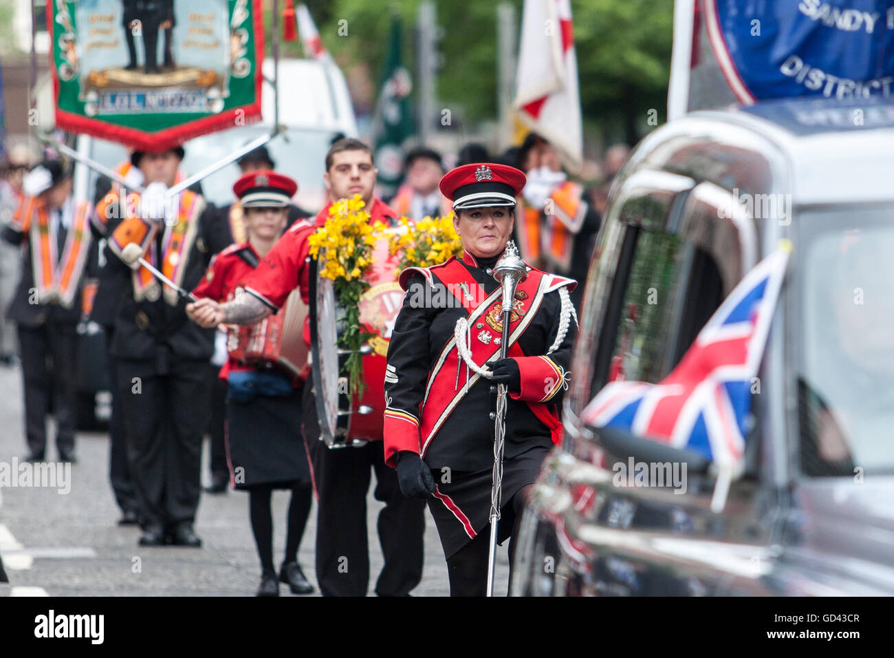 Belfast, Royaume-Uni. 12 juillet 2016. Célébrer le douzième orangistes. Il a son origine au cours de la fin du xviiie siècle dans l'Ulster. Elle célèbre la glorieuse révolution (1688) et victoire de roi protestant Guillaume d'Orange sur le roi catholique Jacques II à la bataille de la Boyne (1690), Crédit : Bonzo/Alamy Live News Banque D'Images