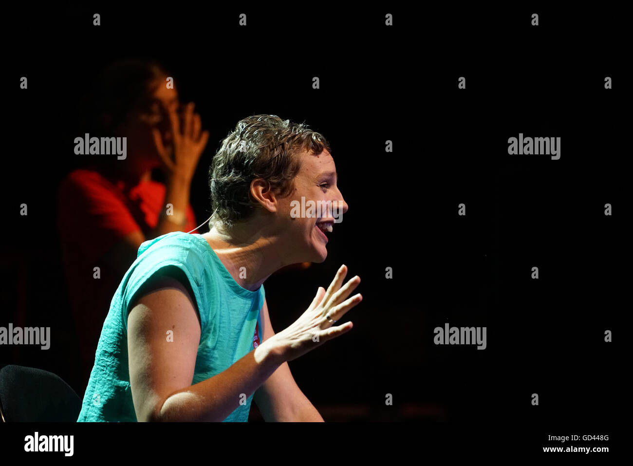 Londres, Royaume-Uni. 12 juillet 2016. Francesca Martinez est un humoriste, scénariste et actrice de préformes à l'# JC4H00 à l'appui de # JC le leadership à l'O2, Kentish Town Forum de Londres. Credit : Voir Li/Alamy Live News Banque D'Images