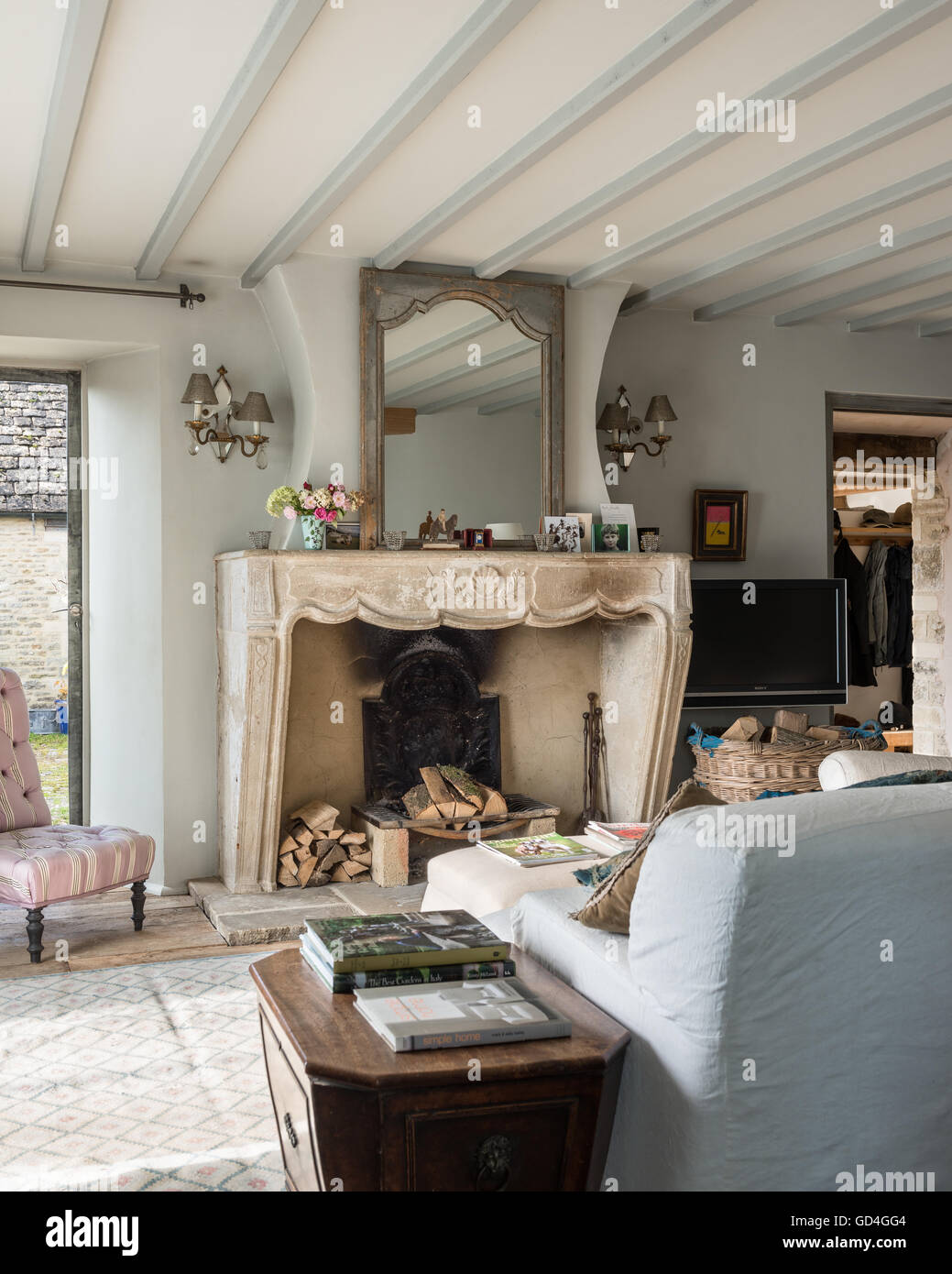 Avec cheminée française , sellerie patinage Banque D'Images