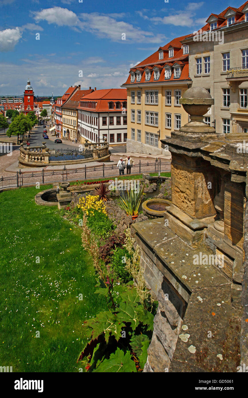 Dispositif de l'eau, tour rouge de l'ancienne Mairie, Gotha, Thuringe, Allemagne Banque D'Images