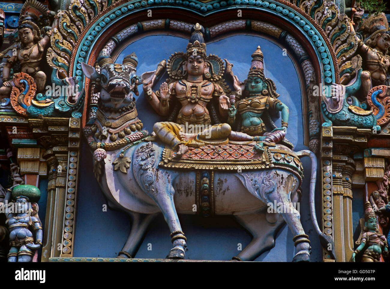 Le Seigneur Shiva et Parvati sur Nandi , Temple Meenakshi , Madurai Banque D'Images