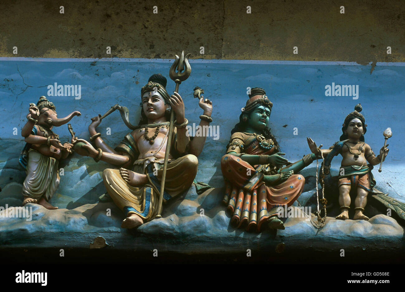 Le Seigneur Shiva et Parvati avec leurs fils Ganesha & Kartik , Temple Meenakshi , Madurai Banque D'Images