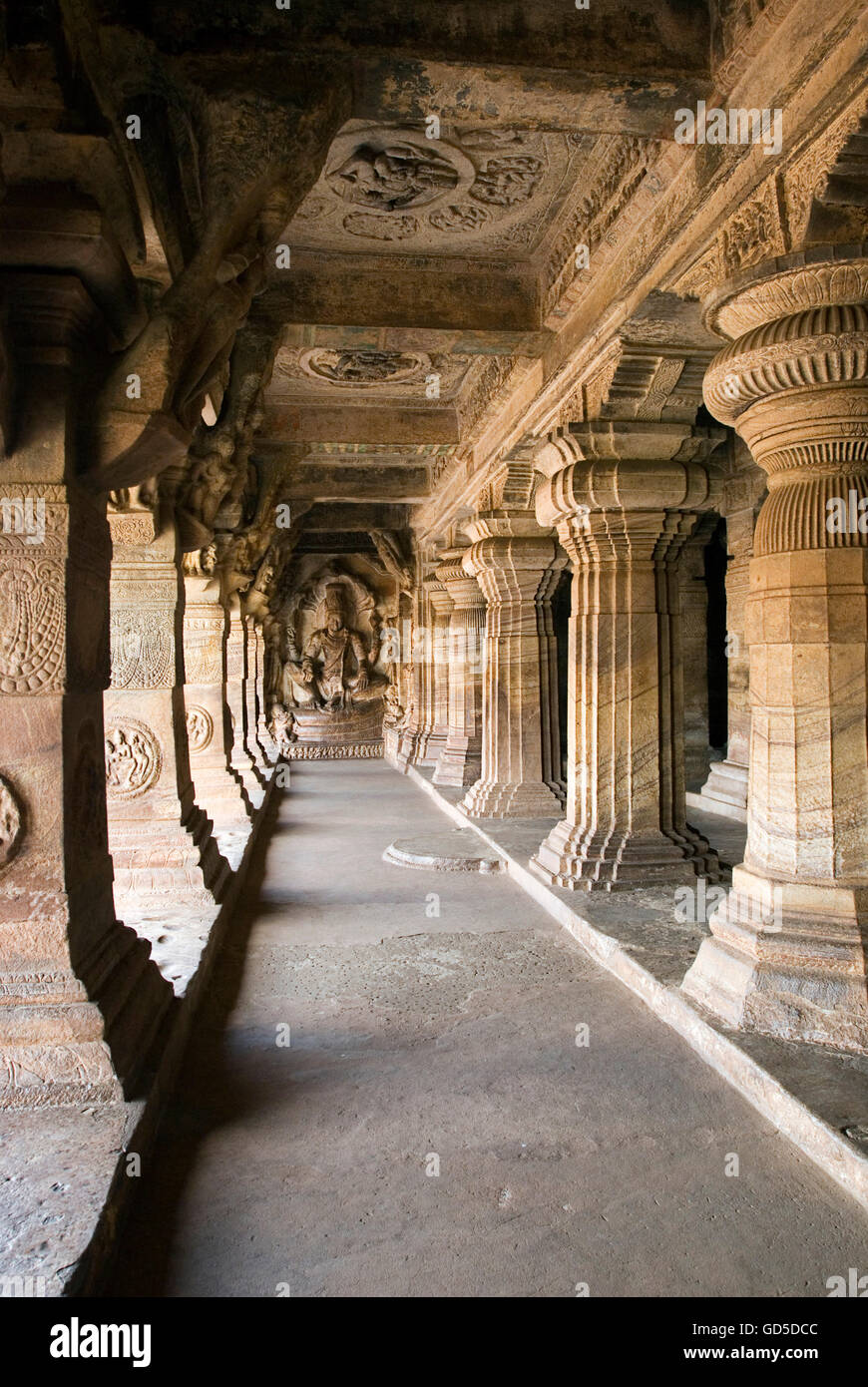 Grotte dédiée à Vishnu Banque D'Images