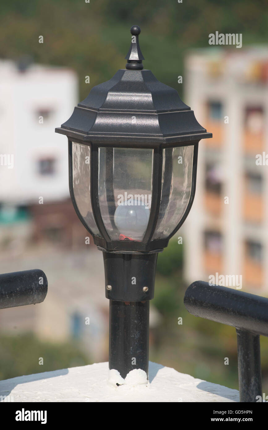 Lampe sur terrasse de capacités baner, Pune, Maharashtra, Inde, Asie Banque D'Images