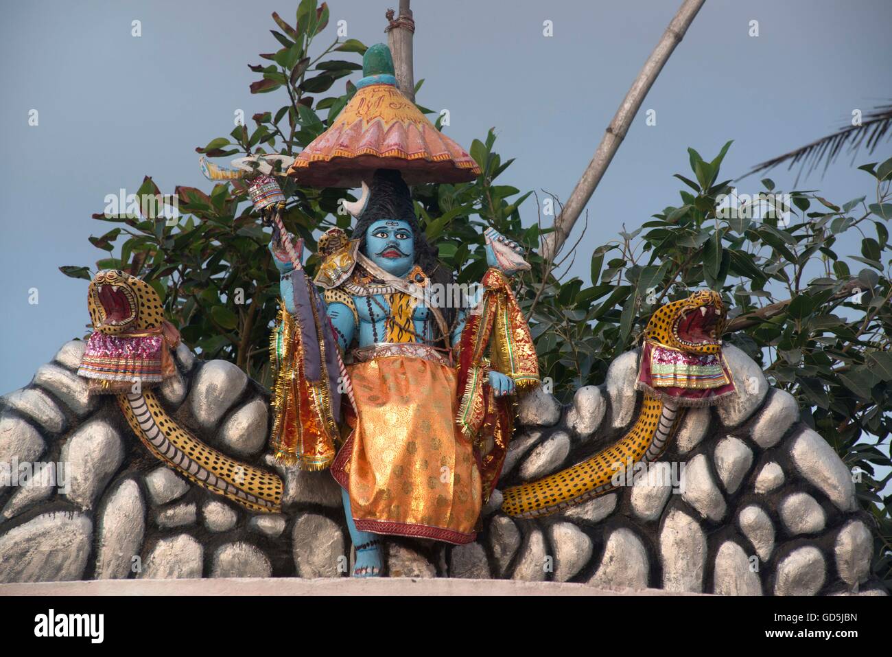 Seigneur Shiva assis sur les serpents, Puri, Orissa, Inde, Asie Banque D'Images