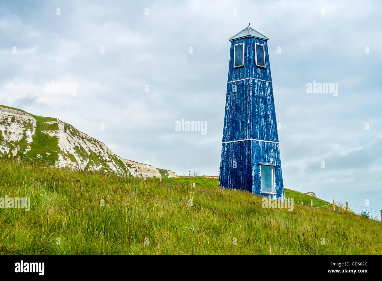 Tour de Samphire Hoe par Jony Easterby et Pippa Taylor Dover Kent Marqueur Sustrans Banque D'Images