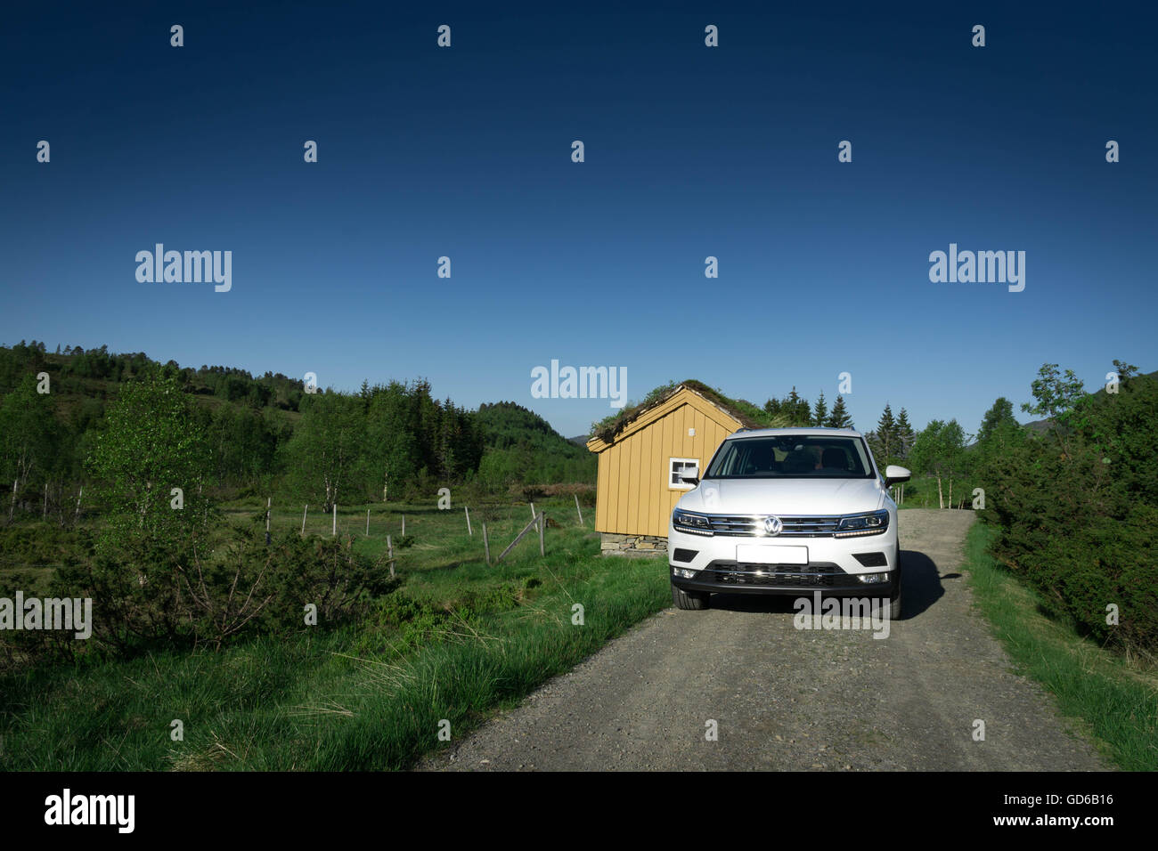 Blanc VW Tiguan Banque D'Images