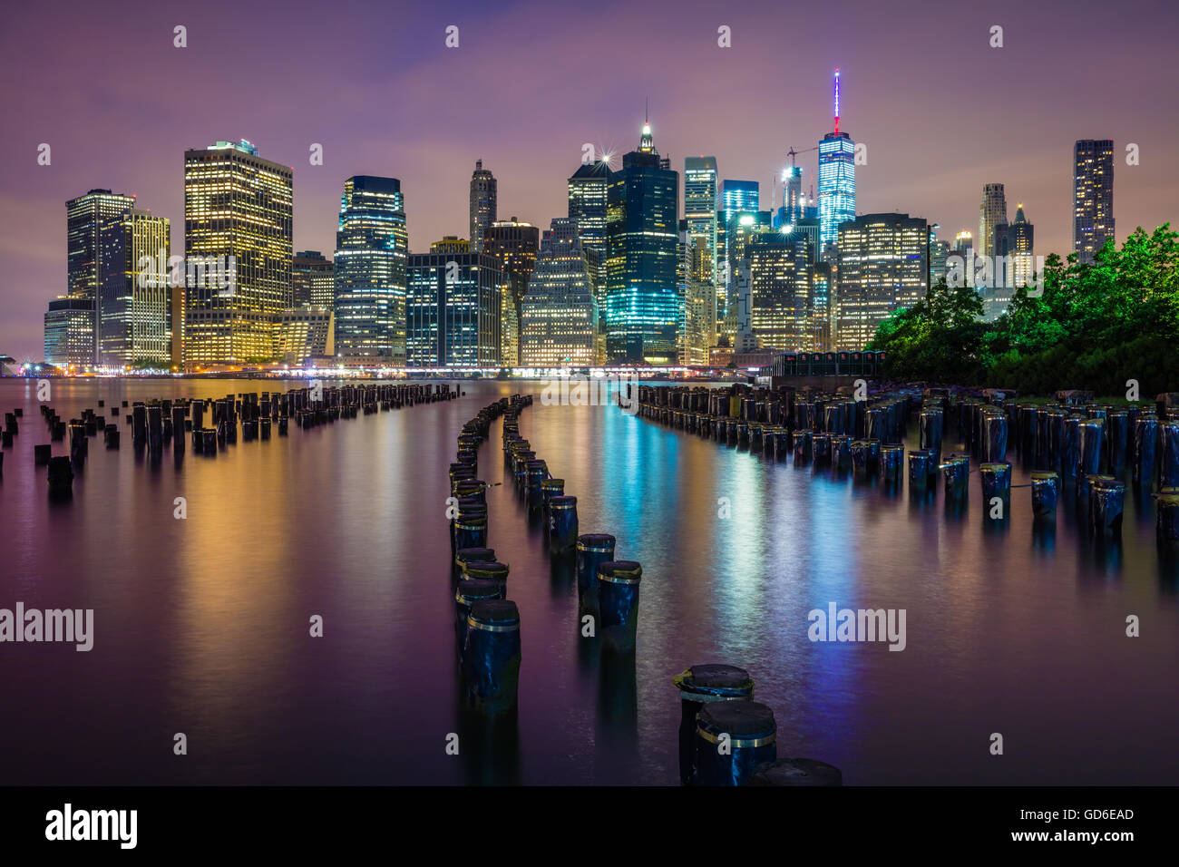 Pont de Brooklyn Park est un parc de 85 acres sur le côté de Brooklyn de l'East River à New York. Banque D'Images