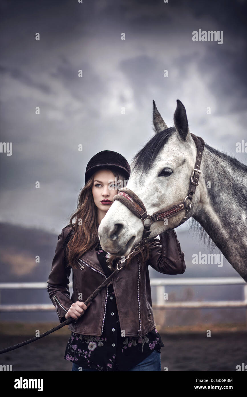 Elle détourne 650 000? pour offrir un cheval à sa fille - Cheval