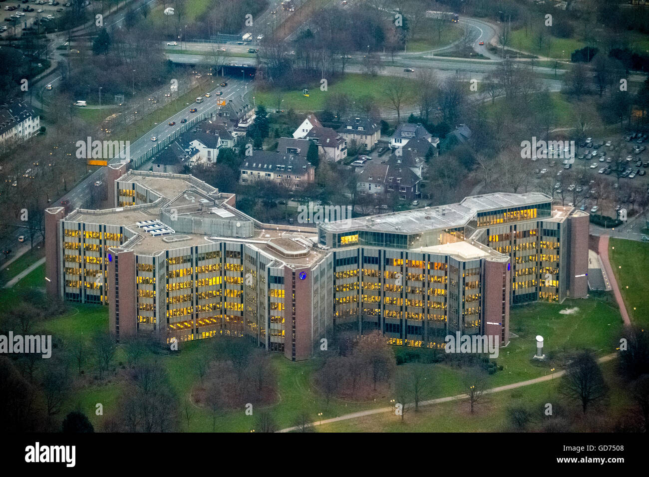 Vue aérienne, Quartier général du groupe d'assurances Signal Iduna, vue aérienne de Dortmund, Ruhr, photo de nuit, l'Europe, par antenne, Banque D'Images