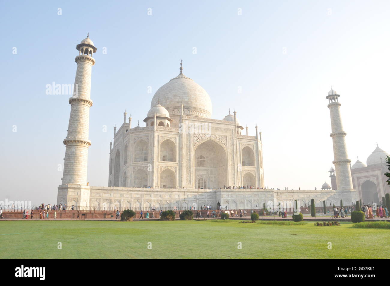 Taj Mahal au lever du soleil en Octobre Banque D'Images