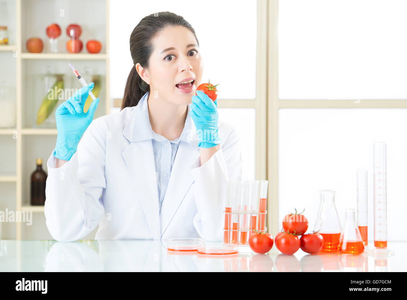 Croyez-moi essayez-vous pense que les OGM sont plus en bonne santé Banque D'Images