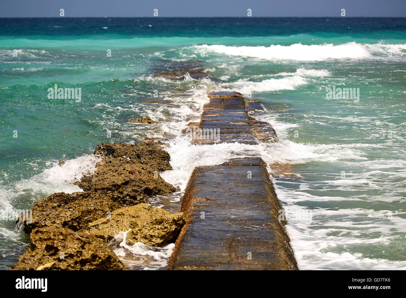 Domaines de la garnison de golden sands beach bridgetown assez propre Mer des Caraïbes South West coast resort voir l'indépendance de côte de la Barbade Banque D'Images