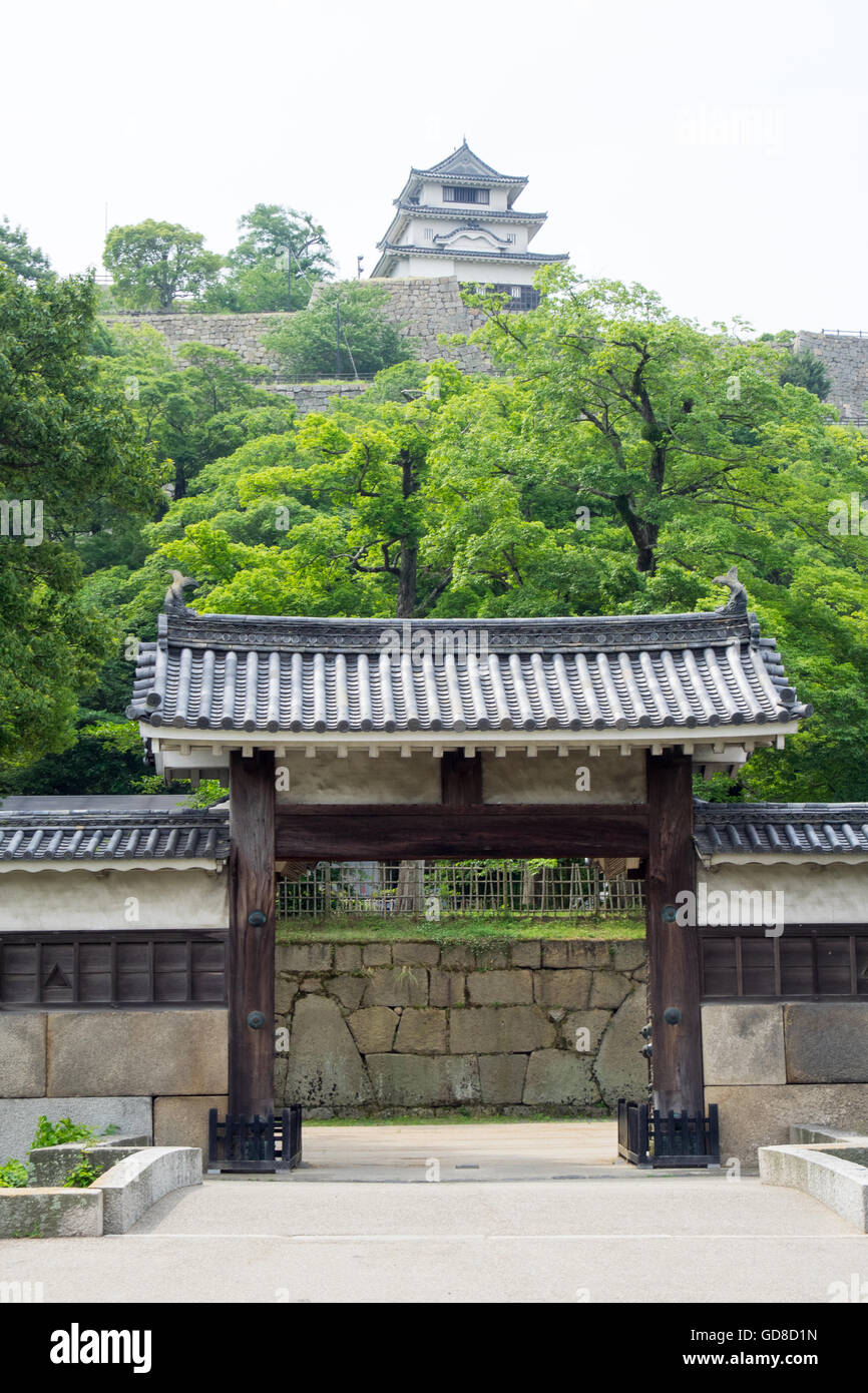 Ninomon Ote Gate, entrée à Marugame parc du château. Banque D'Images