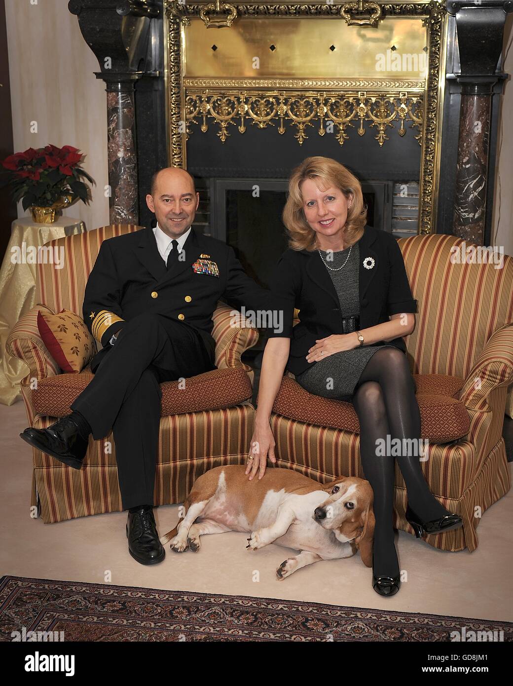 U.S Adm. James Stavridis, en Europe et commandant suprême des forces ...