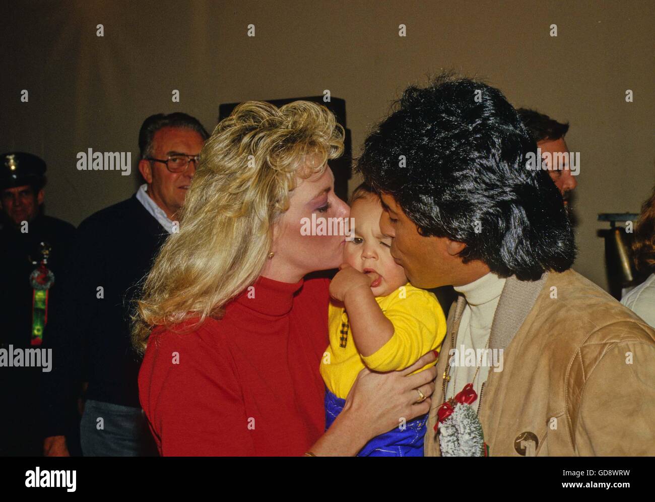 Geggy Erik Estrada épouse Geggy Rowe et son fils Anthony Eric Estrada 1986 ...