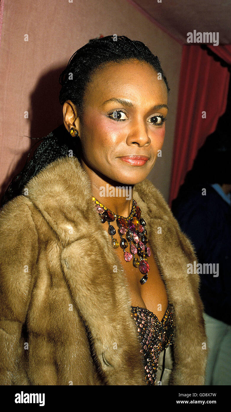 Tamara Dobson. 12 Oct, 2006. KARNBAD TAMARADOBSONRETRO 1983 ROGER.© Roger Karnbad/ZUMA/Alamy Fil Live News Banque D'Images