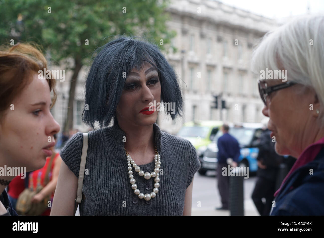 Londres Royaume Uni Le 13 Juillet 16 Abort67 Est Titulaire D Un Demonatration Adwareness Contre L Avortement Et Donne Aux Gens Un Foetus Est Un Bebe Humain Et A Le Droit De Vivre A L Exterieur
