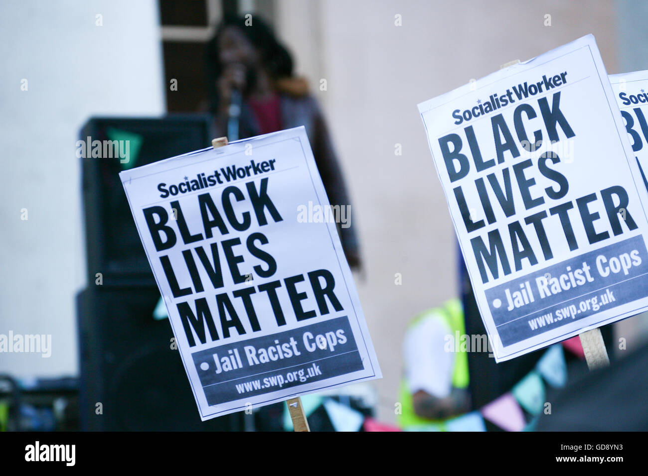 Cardiff, Royaume-Uni. Le 13 juillet, 2016. BLM Black vit Question protestation, Cardiff, Royaume-Uni. Crédit : Christopher Tomlinson/Alamy Live News Banque D'Images