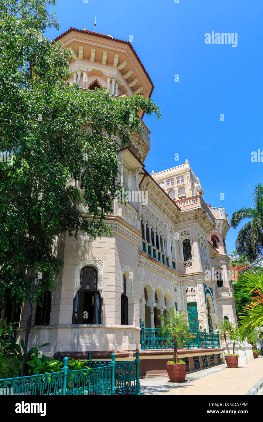 Palacio de Valle, manoir historique Hôtel et restaurant dans un style architectural mauresque et gothique, Punta Gorda, Cienfuegos, Cuba Banque D'Images