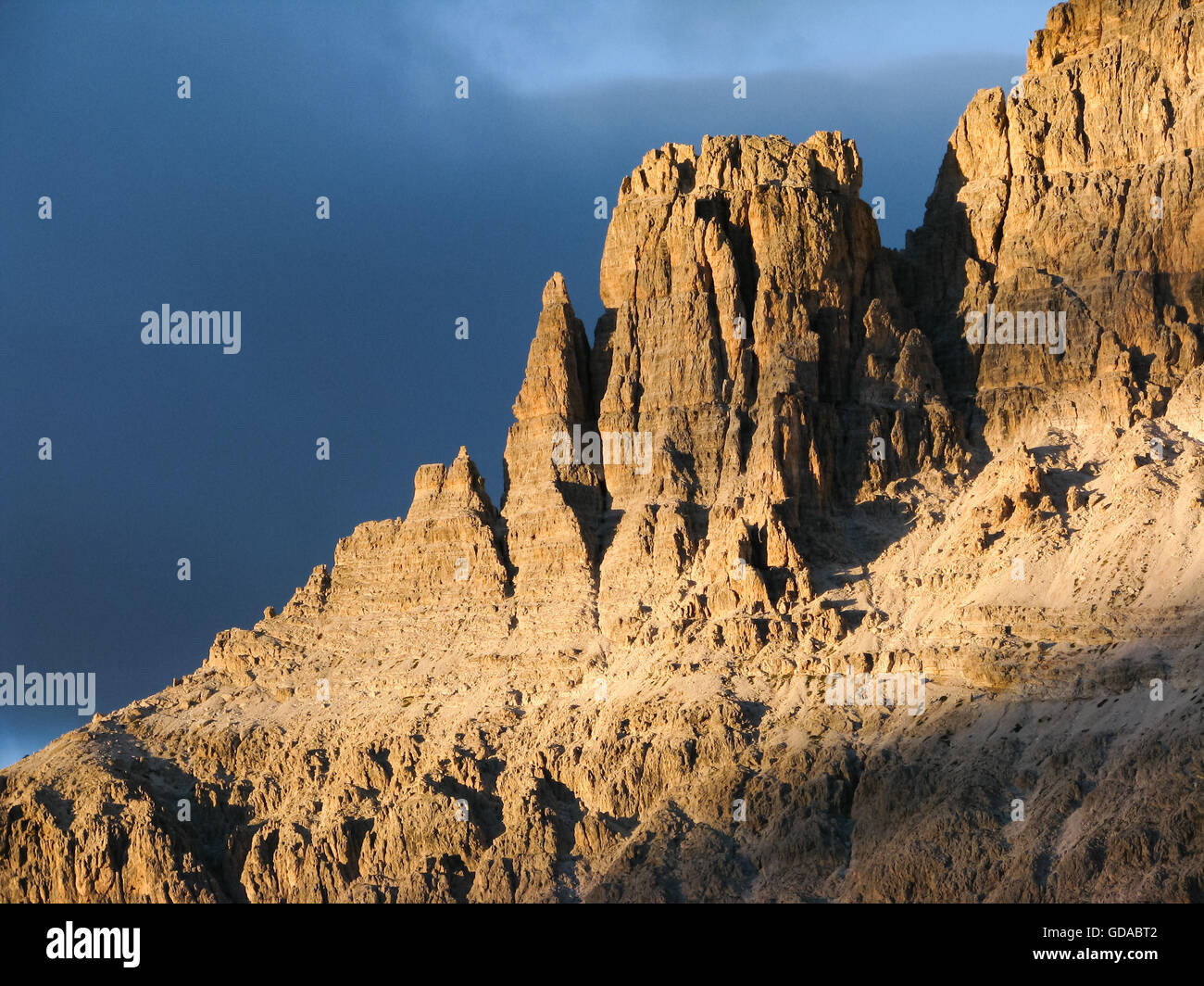 L'Italie, Trentin-Haut-Adige, Sextener Dolomites, plusieurs jours en randonnée pédestre, animations en soirée à R.Z.Comici, Hochbrunner (pointe de Monte Popera) Banque D'Images