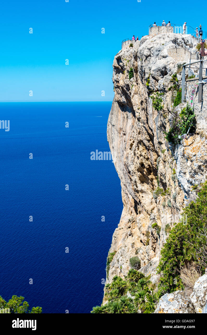 Majorque, Îles Baléares : Cap de Formentor vu du Mirador Colomer, plate-forme de tourisme Banque D'Images