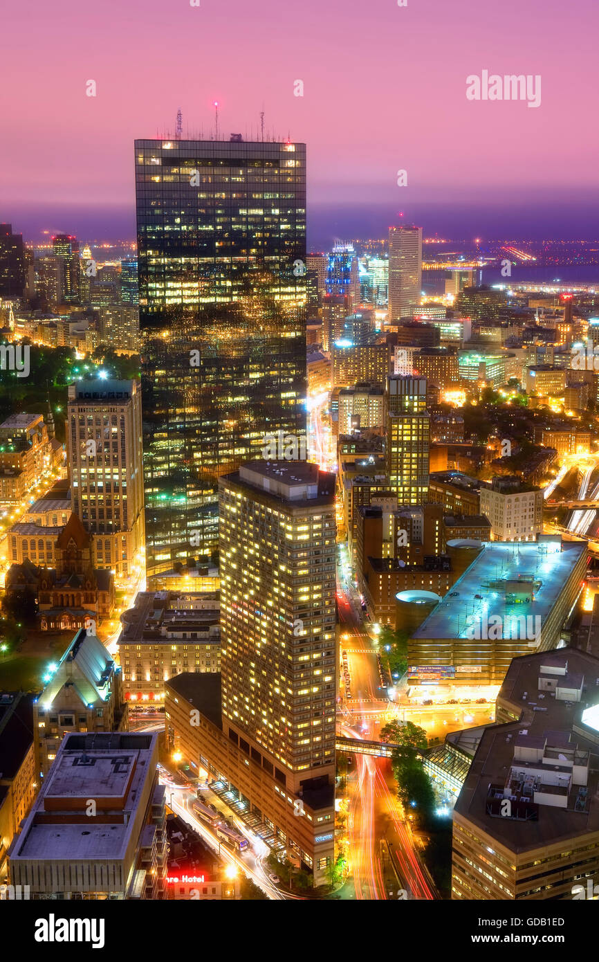 Boston skyline at night Banque D'Images