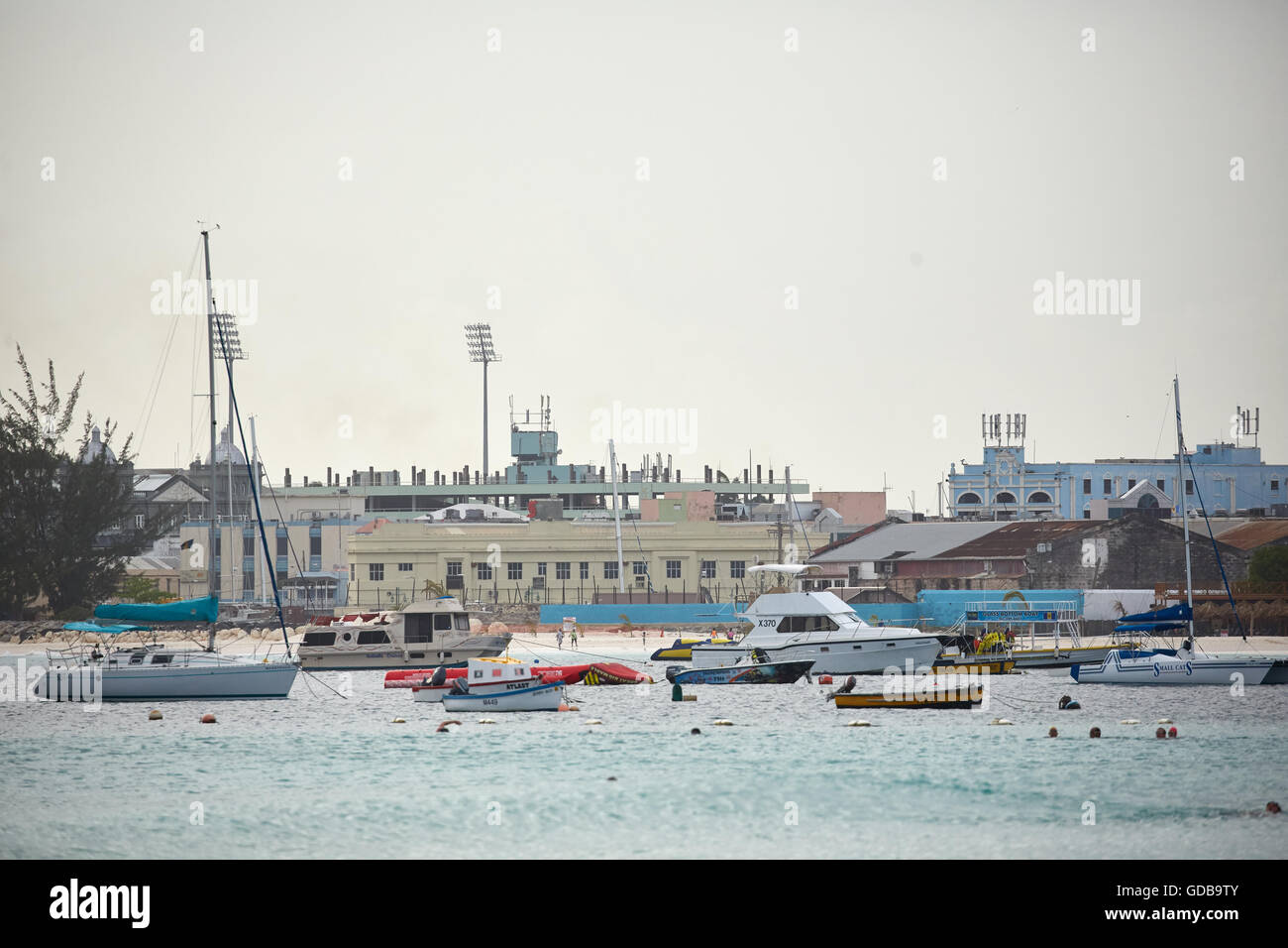 Les Petites Antilles La Barbade paroisse Saint Michael West indies Bridgetown capital plage côtière hêtre Brownes petit Carlisle Bay Banque D'Images