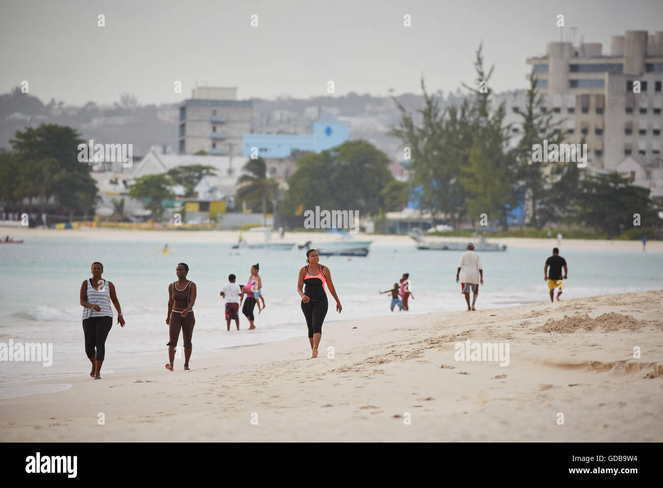 Les Petites Antilles La Barbade paroisse Saint Michael West indies Bridgetown capital plage côtière hêtre Brownes petit Carlisle Bay Banque D'Images