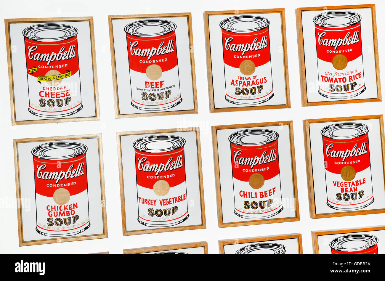 Warhol Campbell's Soup Cans, 1962, détail montrant 8 des 32 boîtes Banque D'Images