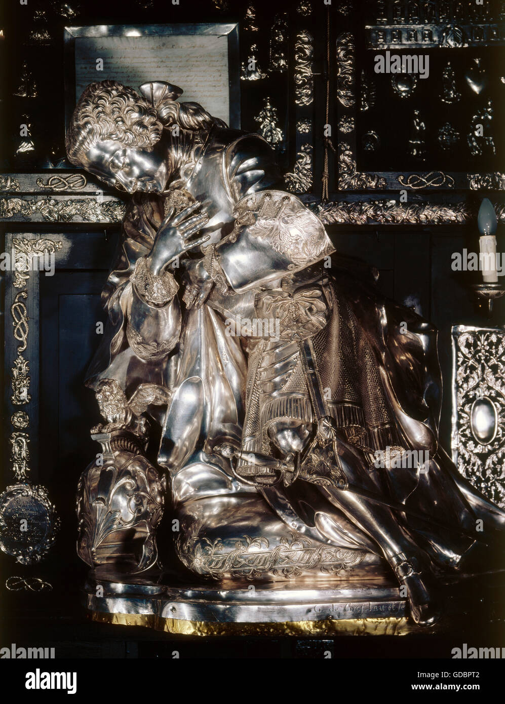 Maximilian III Joseph, 28.3.17 28 - 30.12.1777, Prince Électeur de Bavière 20.1.1745 - 30.12.1777, pleine longueur, sculpture 'Le Prince d'argent' de Guillielmus de Grof (1676-1742), 1737, Heilige Kapelle, Altoetting, , Banque D'Images