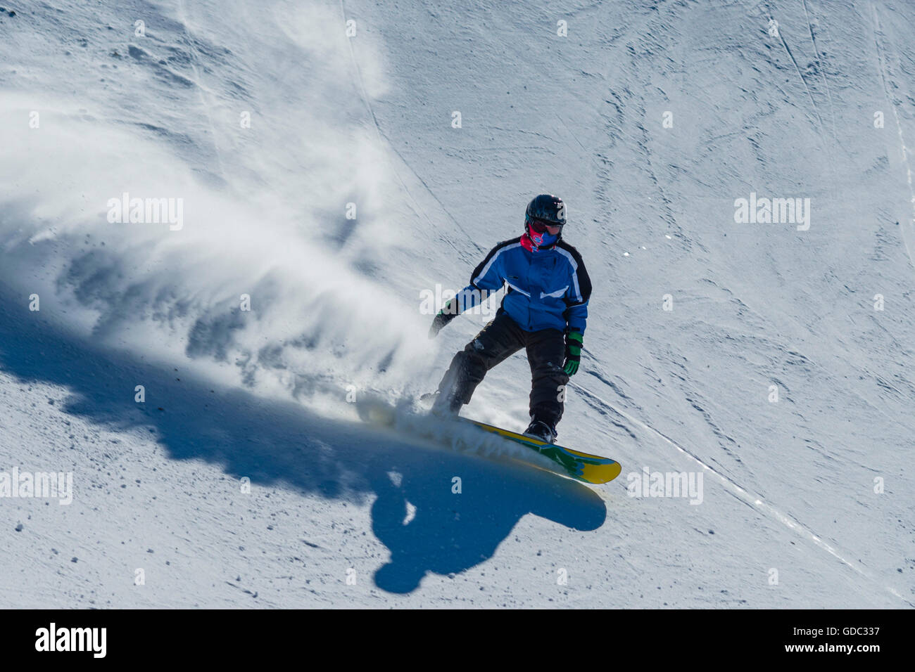 Snow boarder,14,ans,Füssen Tegelberg,Alpes d'Allgäu, Bavière Allgäu,Allemagne,l'Europe Banque D'Images
