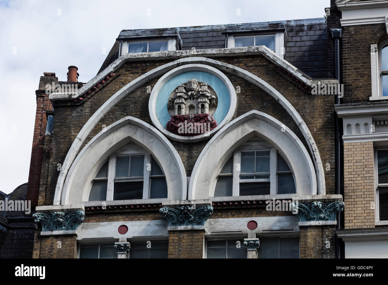 Signe au-dessus de bites sale en public house Bishopgate Londres Banque D'Images