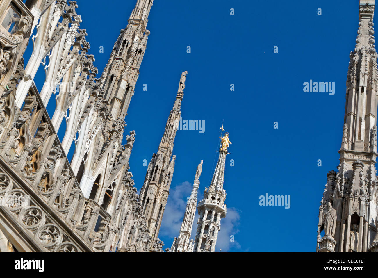 Milano Duomo spires Banque D'Images