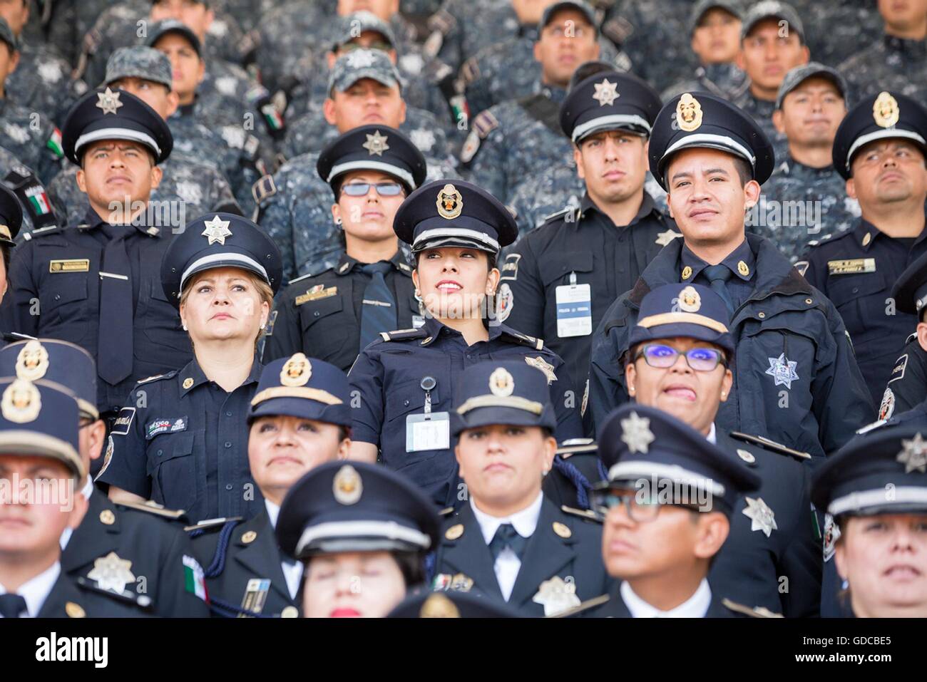 Les Agents De La Police Federale Mexicaine Au Cours De La e Anniversaire De La Police Nationale En Presence Du President Enrique Pena Nieto 13 Juillet 16 A Iztapalapa Mexico Mexique Photo Les Agents De La Police Federale Mexicaine Au Cours De La e Anniversaire De La Police Nationale En Presence Du President Enrique Pena Nieto 13 Juillet 16 A Iztapalapa Mexico Mexique Photo