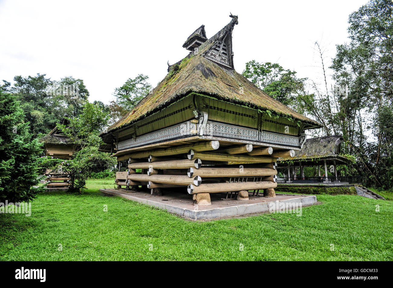 Le palais de la Roi batak de Sumatra, en Indonésie. Batak est le groupe ethnique des personnes vivant dans la partie nord de l'al. Banque D'Images