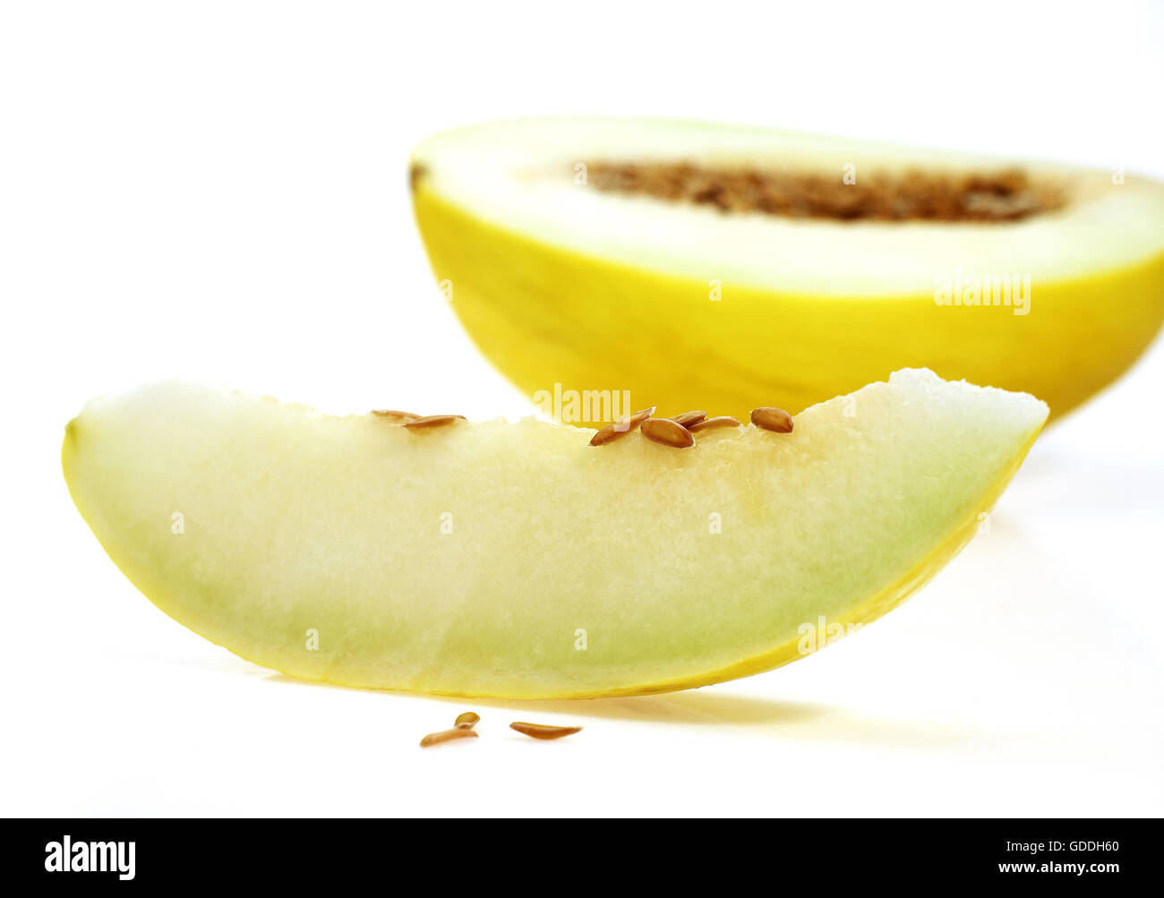 Espagnol jaune melon, Cucumis melo, fruits contre fond blanc Banque D'Images