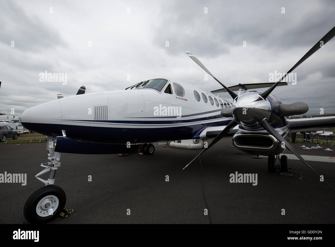 Farnborough, Royaume-Uni. 15 juillet, 2016. Kingair 350ER au salon de l'avenir jour & FAB vendredi au salon Farnborough International Airshow 2016 Credit : Keith Larby/Alamy Live News Banque D'Images