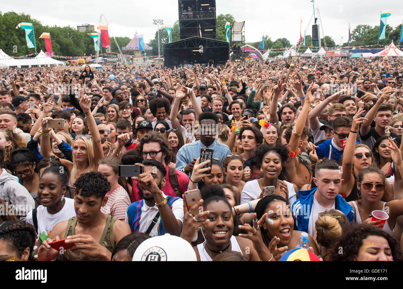 Londres, Royaume-Uni. 15 juillet, 2016. Festival LoveBox, Victoria Park Crédit : Michael Tubi/Alamy Live News Banque D'Images