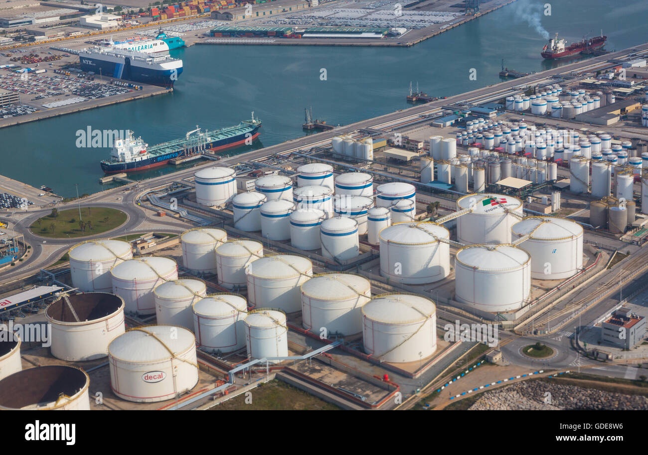 Espagne Barcelone Barcelone,ville,Port,des contenants d'huile Banque D'Images